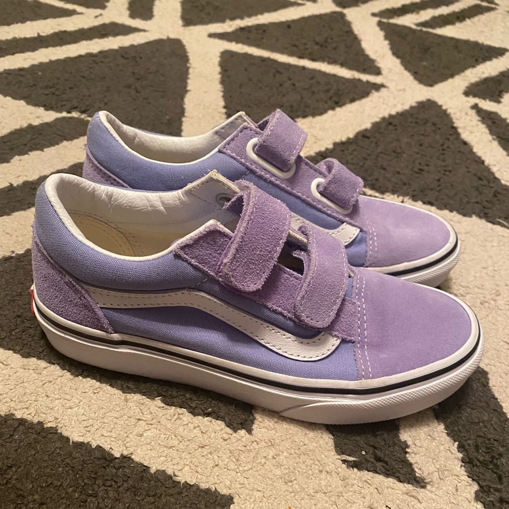 Girls Old Skool V Pale Iris Vans size 2